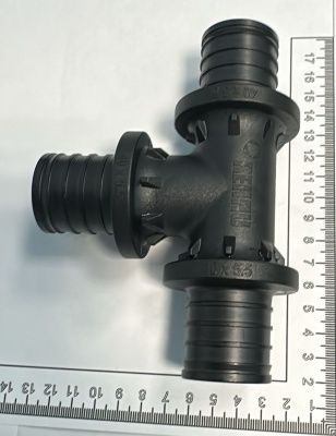 Тройник 40 RAUTITAN РХ Rehau (Германия)